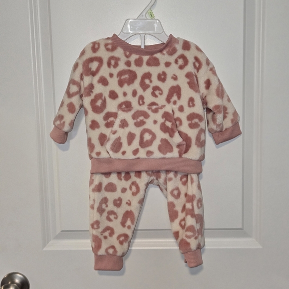 Jessica Simpson Pink Baby Outfit - Picture 1 of 6